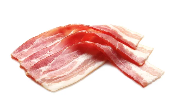 Bacon mentah pada latar belakang putih — Stok Foto