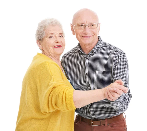 Bejaarde echtpaar op witte achtergrond — Stockfoto