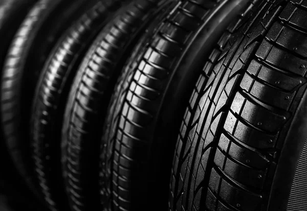 Neumáticos nuevos, primer plano — Foto de Stock