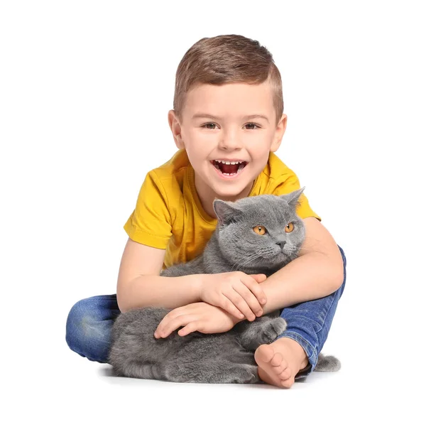 Schattig kindje met kat op witte achtergrond — Stockfoto