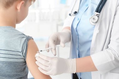 Çin küçük çocuk hastanede doktor