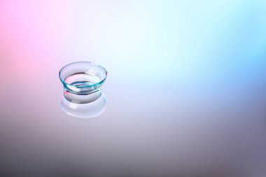 Kontakt lens renk arka plan üzerinde