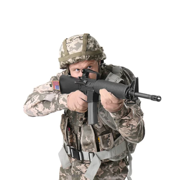 Mannelijke soldaat met machinegeweer op witte achtergrond. Militaire dienst — Stockfoto