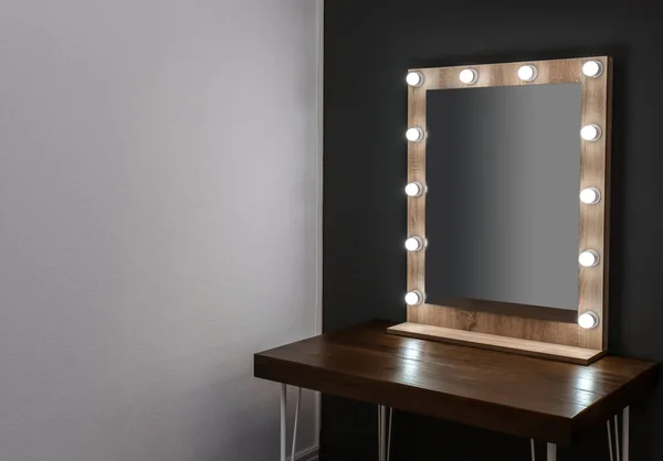 Beautiful mirror in modern makeup room — Stock Photo, Image