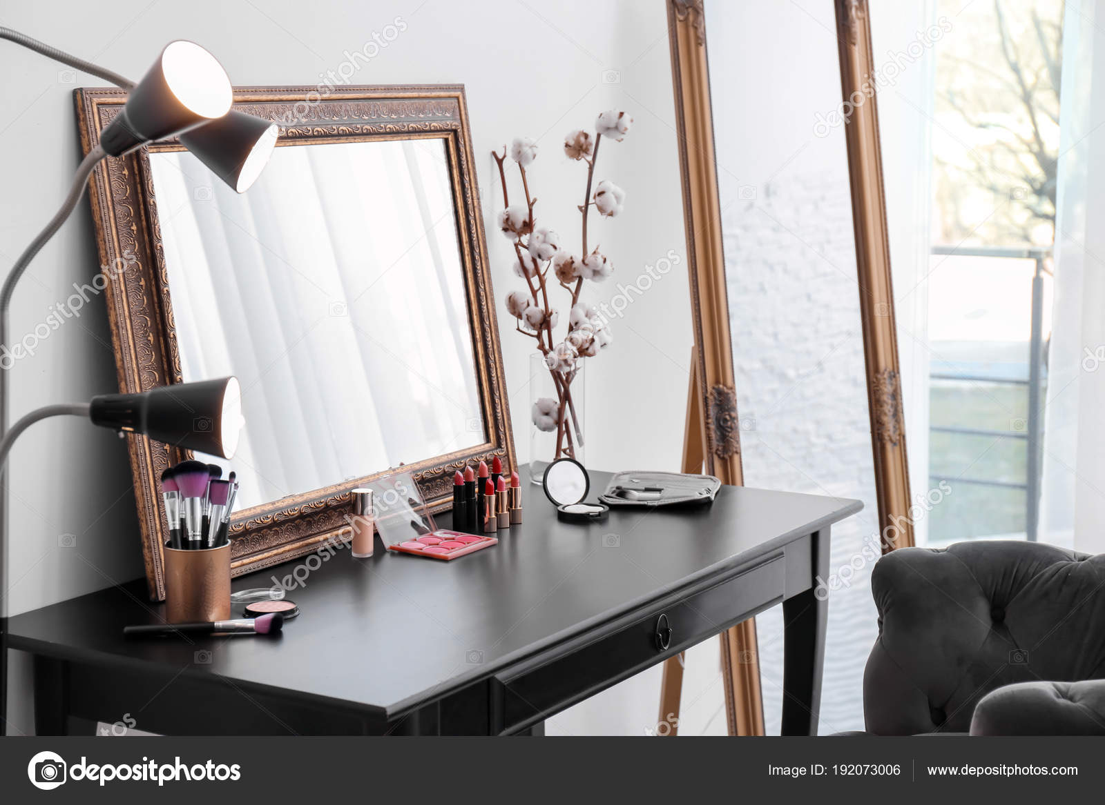 Decorative Cosmetics Tools Dressing Table Mirror Makeup Room