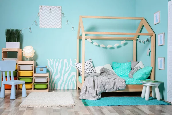 Cómoda Cama Habitación Moderna Para Niños —  Fotos de Stock