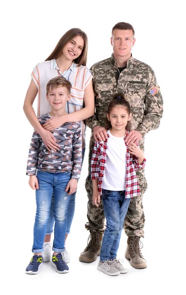 Soldado Varón Con Familia Sobre Fondo Blanco Servicio Militar — Foto de Stock