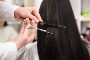 Profesyonel erkek Kuaför Salonu istemcisinde ile çalışma