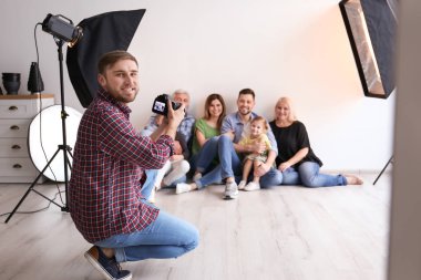 Profesyonel fotoğrafçı alarak fotoğraf ailesinin Studio