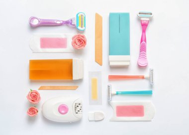 Beyaz arka plan üzerinde düz yatıyordu epilasyon için ayarla