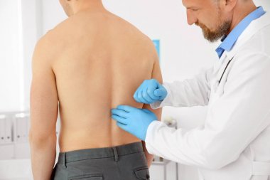 Ürolog muayene hasta hastanede