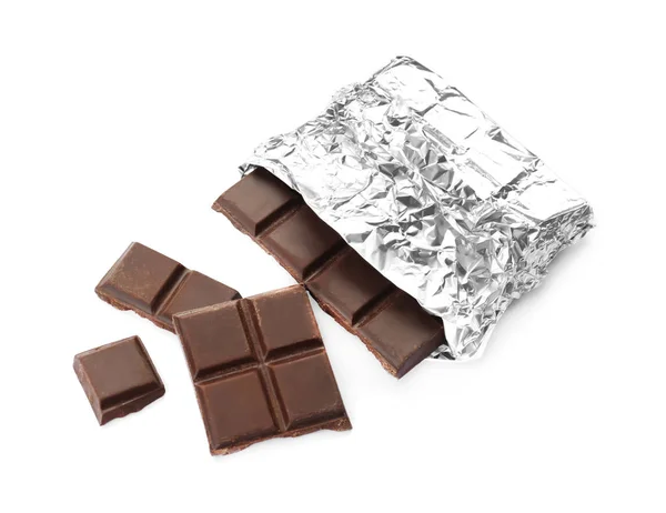 Finom csokoládé, bár a fólia, fehér alapon fekete — Stock Fotó