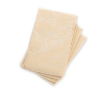 Taze hamur beyaz arka planda, üstten görünüm. Puf böreği