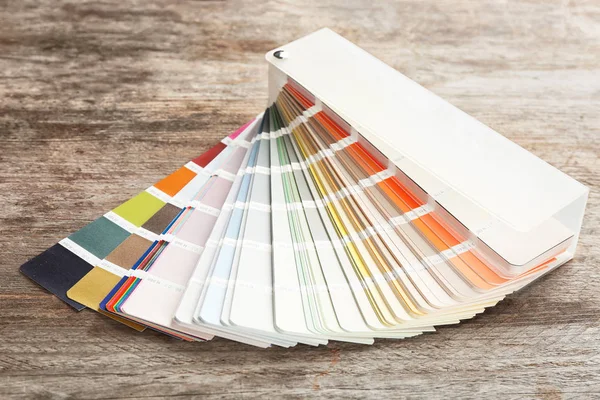 Színes paletta minták fából készült háttér — Stock Fotó