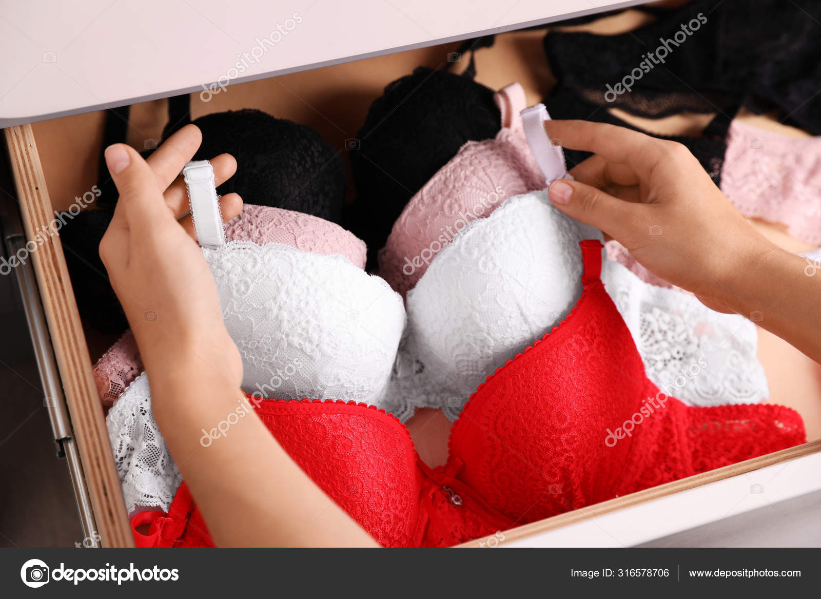 Anal boncuk porno videolar Ozingizga zarba berish boyicha korsatmalar