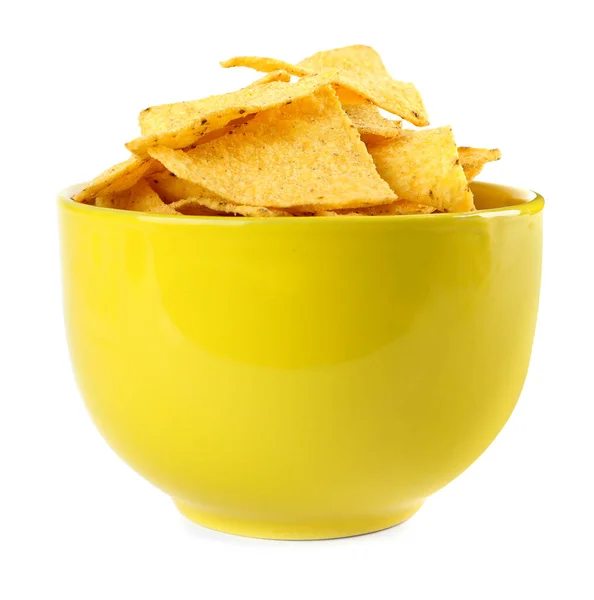 Bol jaune avec de savoureuses chips de nachos mexicaines sur fond blanc — Photo