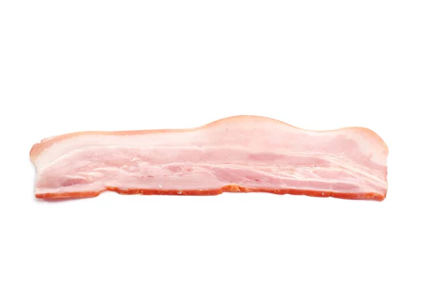 Fatia de bacon cru no fundo branco — Fotografia de Stock