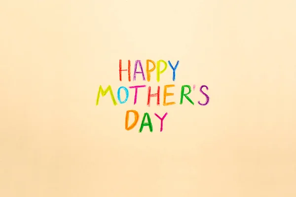Tarjeta de felicitación hecha a mano para el Día de la Madre sobre fondo azul claro, vista superior — Foto de Stock