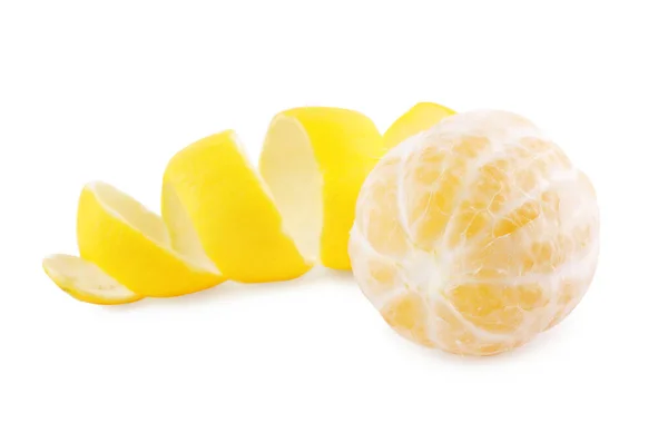 Fresh juicy lemon and peel on white background — Stock Photo, Image