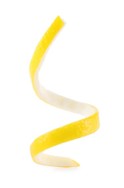 Casca de limão fresco maduro sobre fundo branco — Fotografia de Stock