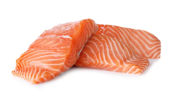 Salmone fresco crudo su fondo bianco. Delicatezza pesce — Foto Stock