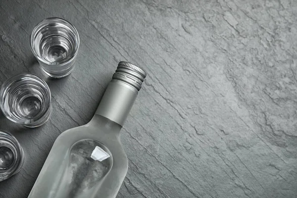 Kall Rysk Vodka Svart Bord Platt Ligg Plats För Text — Stockfoto