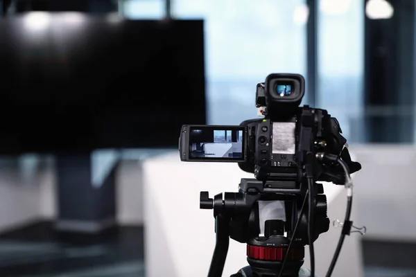 Moderní Video Nahrávací Studio Zaměření Kameru — Stock fotografie