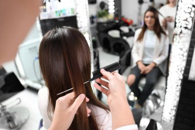 Profesyonel Kuaför Güzellik Salonu, closeup istemcisinde ile çalışma