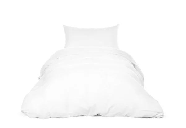 Yumuşak Yastıklı Yatak Beyaz Battaniye — Stok fotoğraf