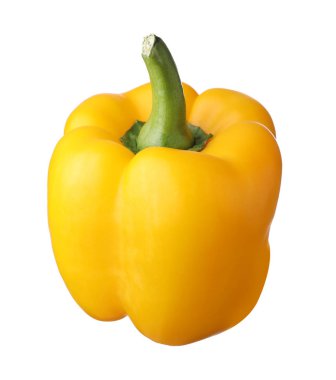 Çiğ sarı dolma biber beyaza izole edilmiş.