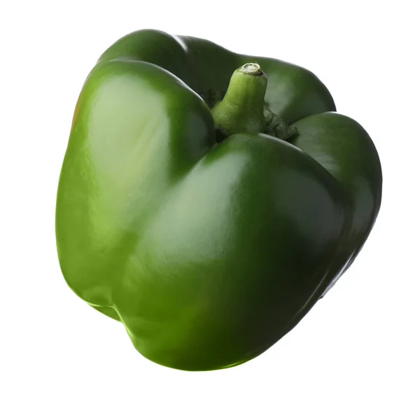 Rauwe groene paprika geïsoleerd op wit — Stockfoto