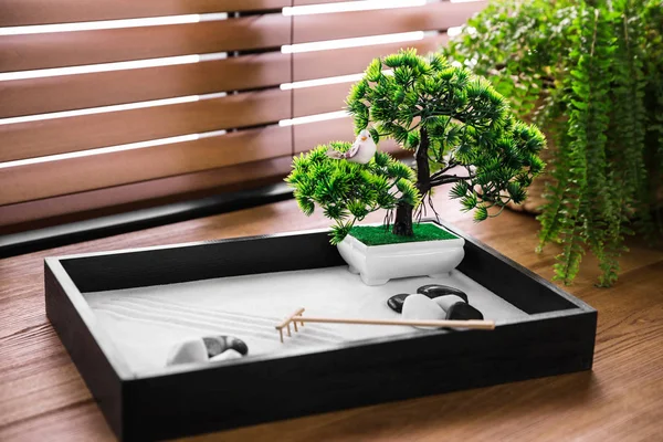 Beau Jardin Zen Miniature Sur Table Bois — Photo