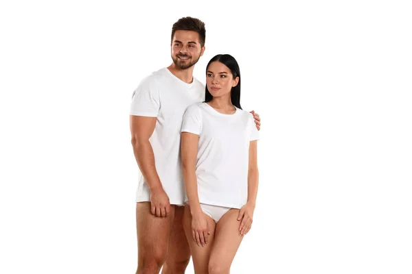 Casal Jovem Camisetas Brancas Roupas Íntimas Fundo Claro — Fotografia de Stock