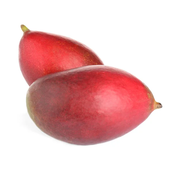 Pyszne dojrzałe soczyste mango izolowane na białym — Zdjęcie stockowe
