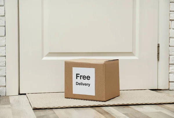 Parcel Sticker Free Delivery Rug Indoors Courier Service — Stock Photo, Image