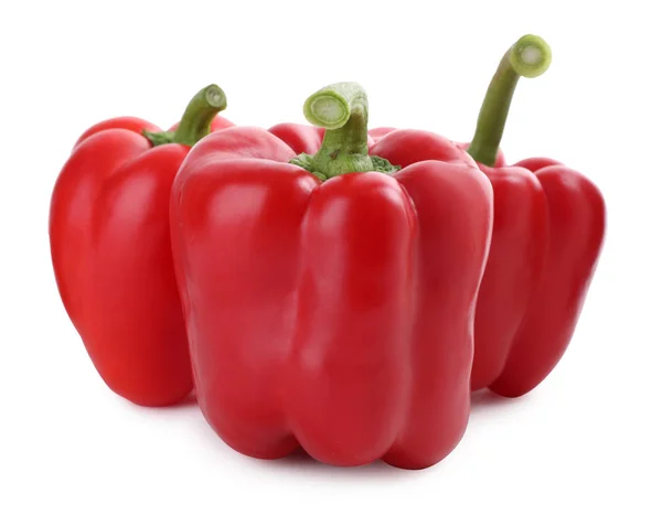 Ripe red bell peppers isolated on white — Stock Photo, Image