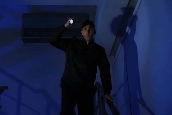 Male Security Guard Flashlight Stairs Darkness — Stock Photo, Image