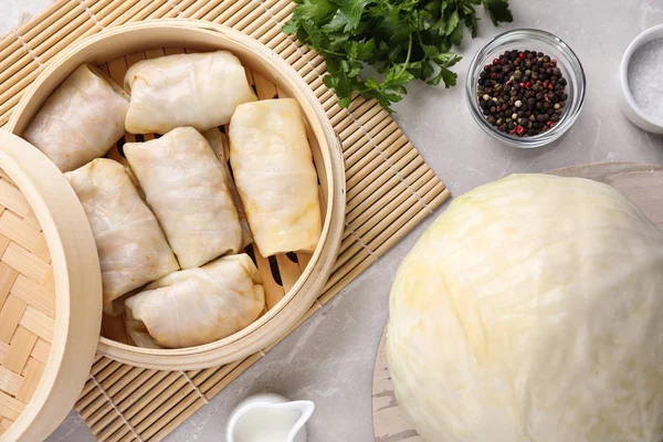 Delicious Cabbage Rolls Served Light Grey Marble Table Flat Lay — Stock Photo, Image
