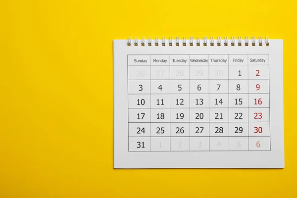 Calendario Carta Sfondo Giallo Vista Dall Alto Spazio Testo — Foto Stock