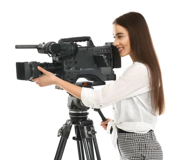 Beyaz arkaplanda profesyonel video kamerası olan operatör — Stok fotoğraf