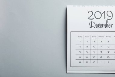 Aralık 2019 takvimi açık gri arka plan, üst manzara. Metin için boşluk