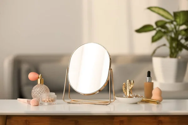 Mirror Jewelry Makeup Products White Table Indoors — ストック写真