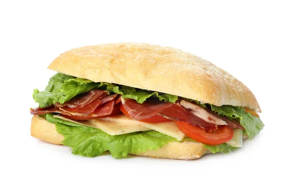 Смачний бутерброд зі свіжими овочами та прошутто ізольовані — стокове фото