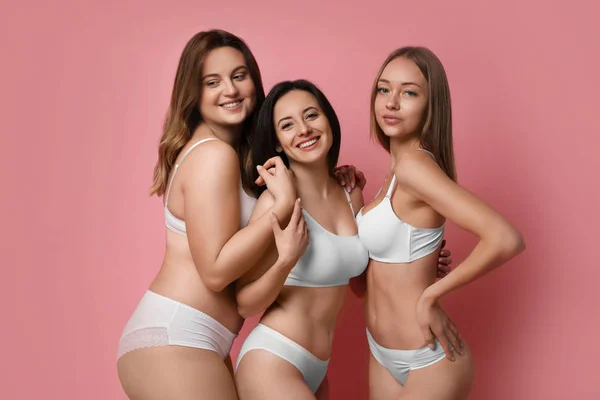 Group Women Different Body Types Underwear Pink Background — Stock Photo, Image