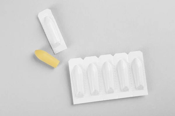 Suppositories Lichte Achtergrond Plat Lay Hemorroïdbehandeling — Stockfoto