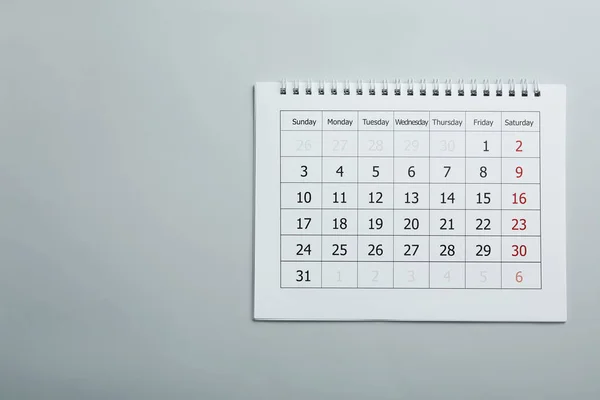 Papperskalender Ljusgrå Bakgrund Ovanifrån Plats För Text — Stockfoto
