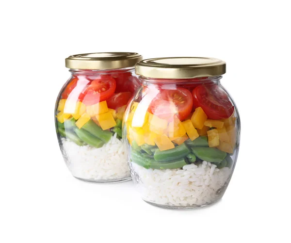 Glazen potten met gezonde maaltijd geïsoleerd op wit — Stockfoto