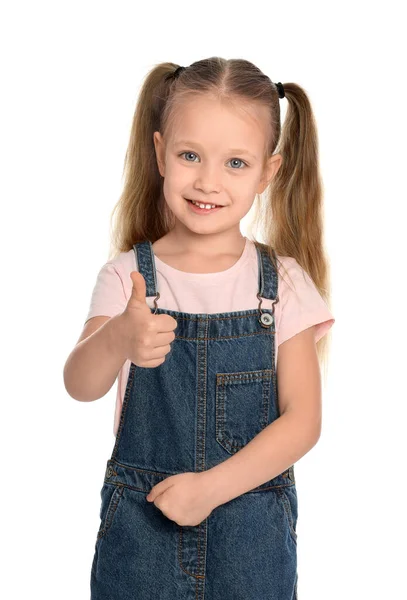 Портрет милой маленькой девочки на белом фоне — стоковое фото