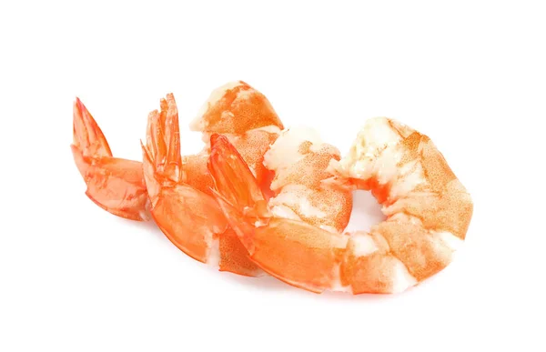 Deliciosos camarones cocidos aislados en blanco, encima de la vista —  Fotos de Stock