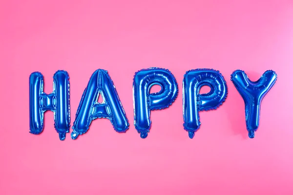 Woord Happy Gemaakt Van Blauwe Folie Ballon Letters Roze Achtergrond — Stockfoto